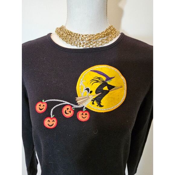 Designers Originals Studio Treat Womens Black Halloween Shirt Witch Moon PM - Picture 2 of 4